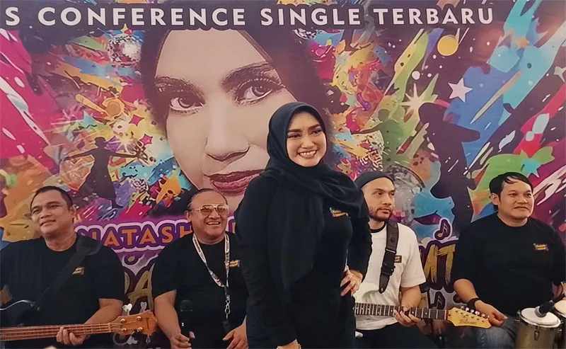 Natasha Pramudita Luncurkan Single Dangdut Pertamanya 'Mendadak Dangdut'