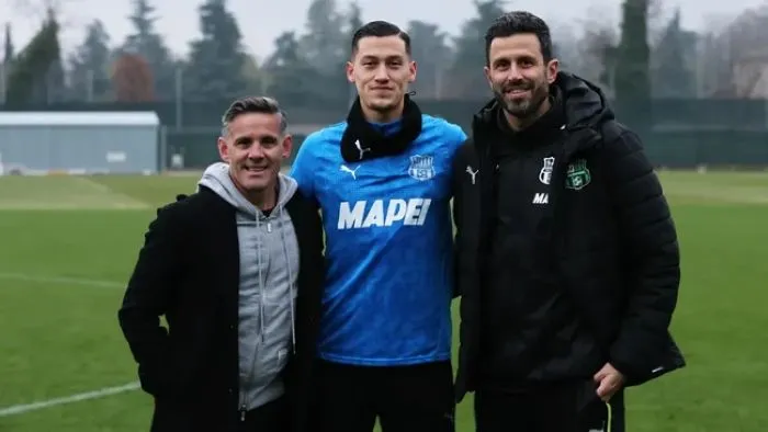 Pelatih Timnas Indonesia John Herdman Memantau Latihan Jay Idzes di Sassuolo