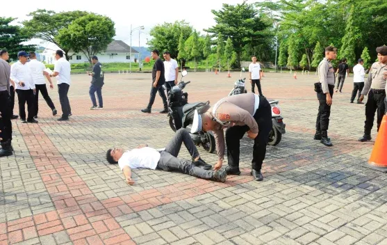 Polresta Ambon dan Polda Maluku Latihan Penanganan Konflik Sosial