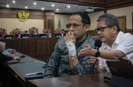 Rocky Gerung Hadiri Sidang Nadiem Makarim untuk Uji Logika Hukum