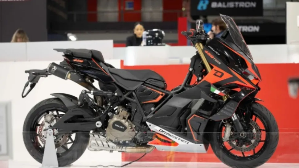 Italjet Dragster 459 Twin: Skutik Premium Berperforma Tinggi dengan Desain Futuristik