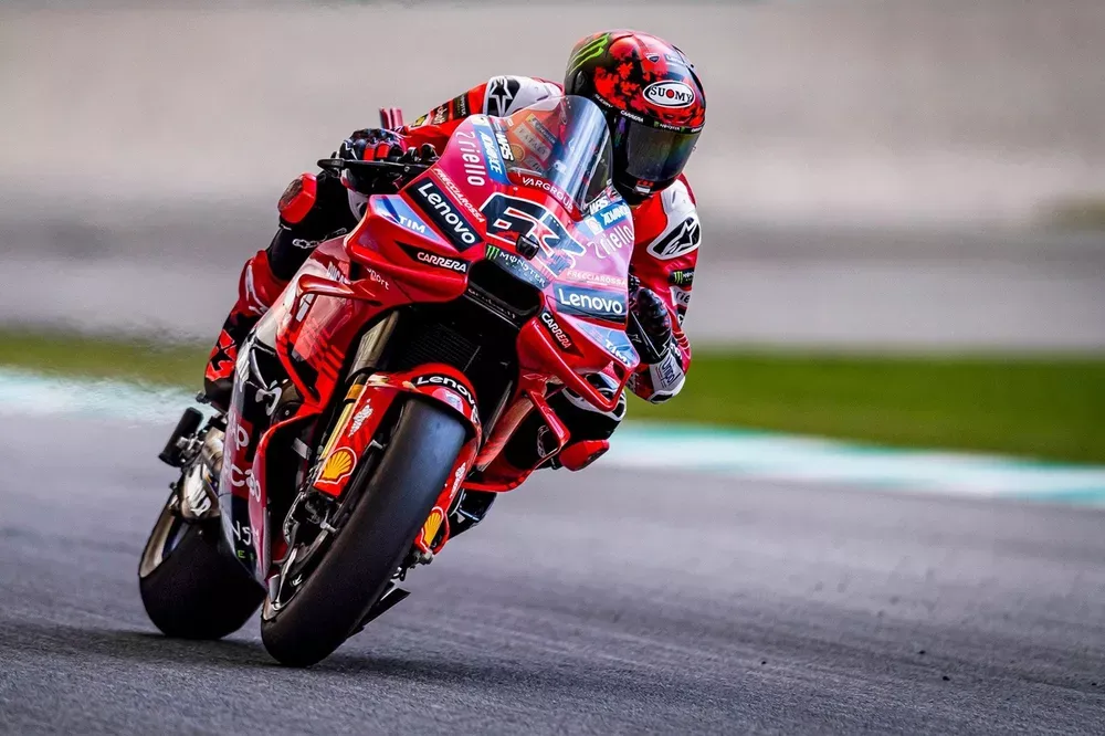Bezzecchi Fokus Balapan Meski Rumor Bagnaia ke Aprilia Mencuat