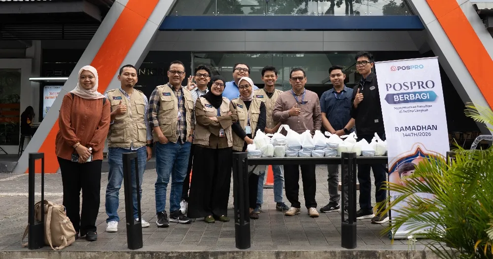 PT Pos Properti Indonesia Salurkan 600 Paket Takjil untuk Warga di Ramadan