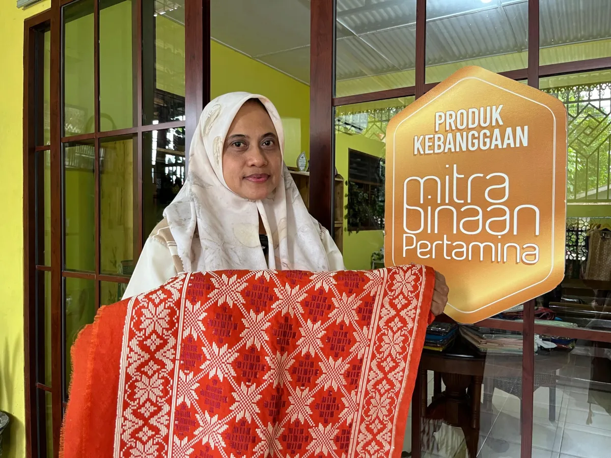 Reihani Tenun Batik Batak Melayu: UMKM Berbasis Budaya yang Berkembang Berkat Dukungan Pertamina