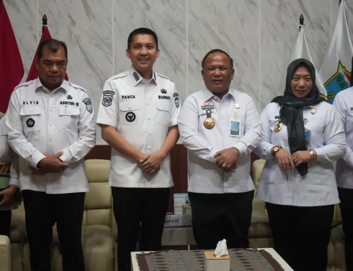 Kakanwil Kemenkum Sumsel dan Bupati Ogan Ilir Sinergikan Layanan Posbankum