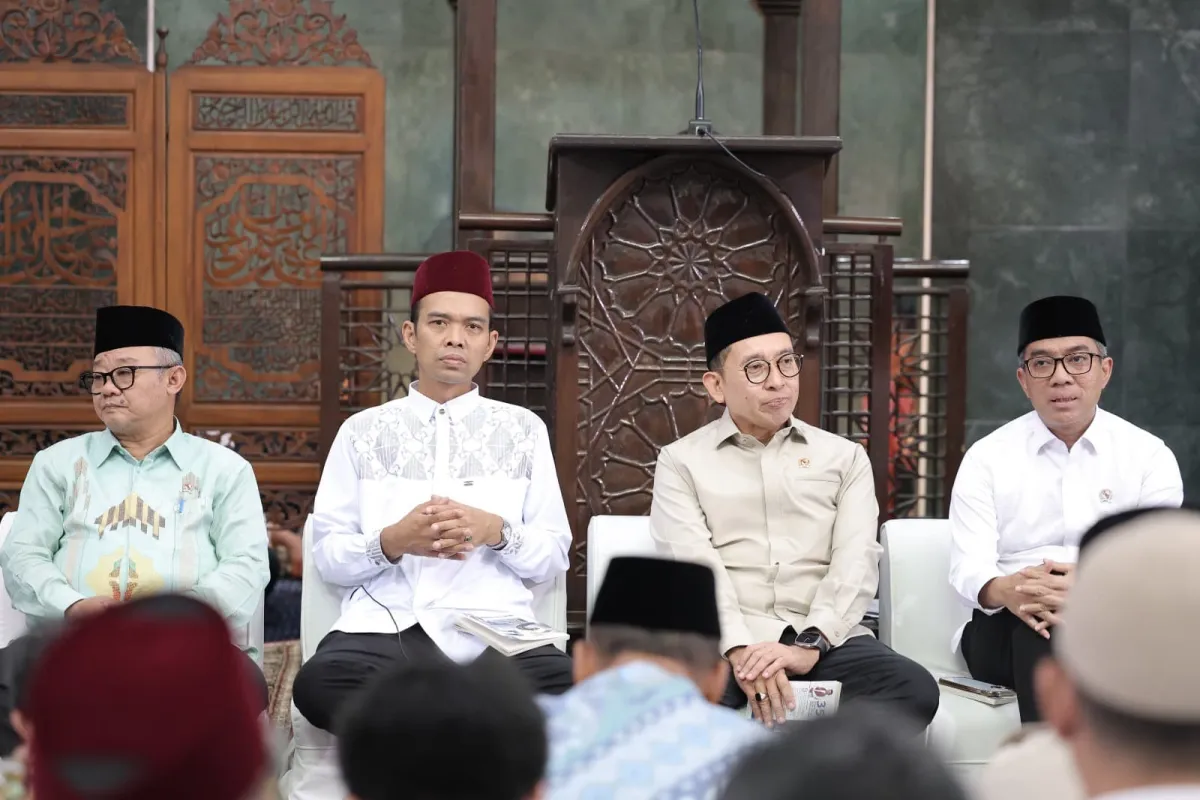 Silaturahmi Kementerian dalam Bedah Buku Ustaz Abdul Somad di Bulan Ramadan