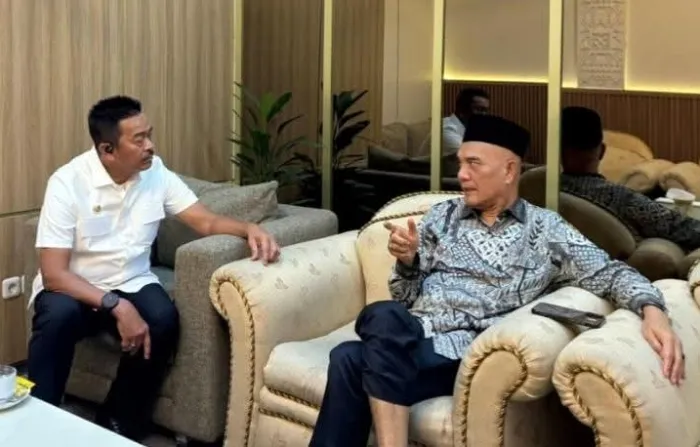 Bupati Madina Bahas Penerbangan dan Fasilitas Masjid dengan DPR