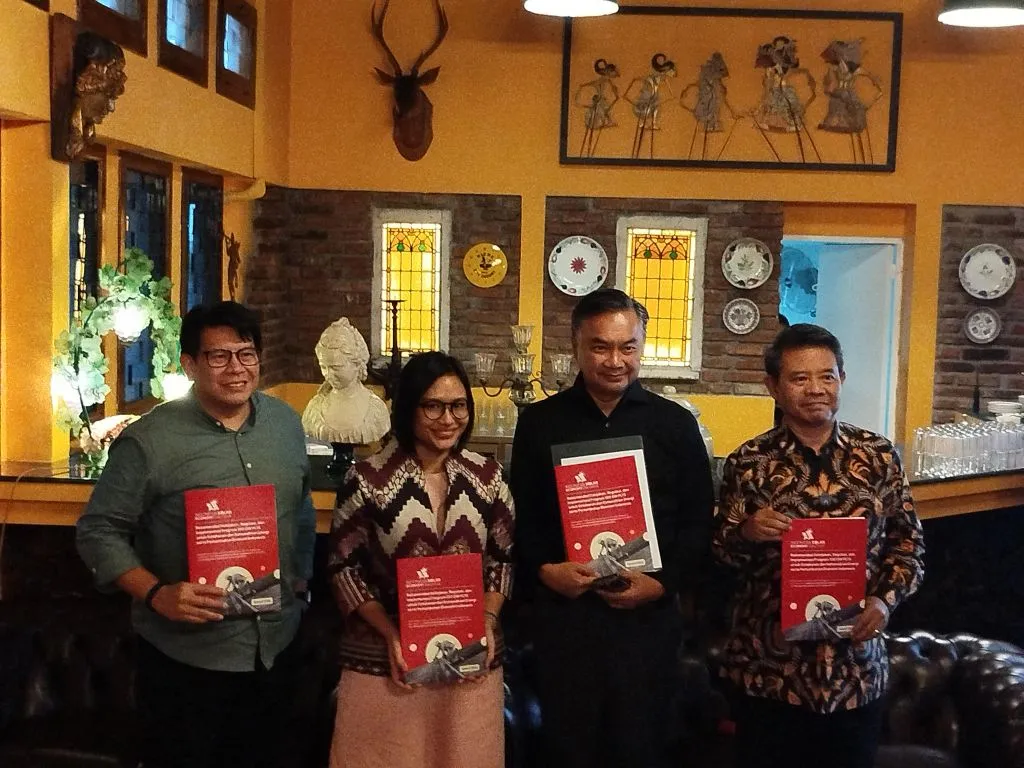 Proyek PLTS 100 GW Berpotensi Ciptakan 120.000 Pekerjaan Baru