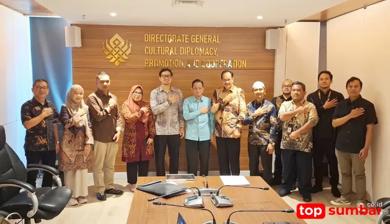 Kementerian Kebudayaan Dukung Penuh Peringatan 100 Tahun Jam Gadang