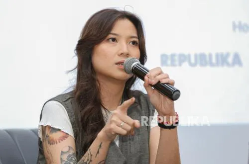 Danilla Riyadi Berbagi Tips Menjaga Kesehatan Mental Melalui Meditasi Sehari-hari