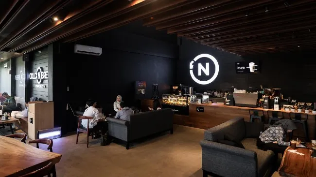 Cold 'N Brew: Ruang Kreatif 24 Jam di Purwokerto City Center