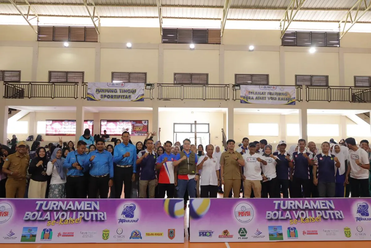 PT Trio Motor Hadirkan Edukasi Safety Riding di Turnamen Bola Voli Putri Kalsel