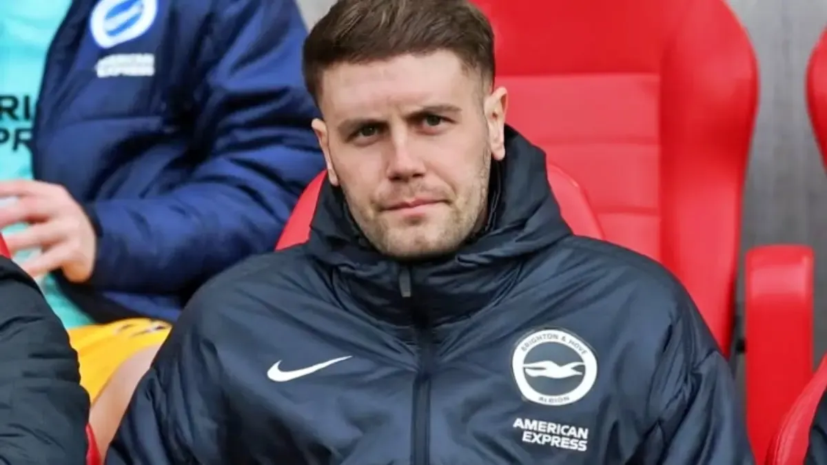Pelatih Brighton Kritik Taktik Mengulur Waktu Arsenal Pasca Kekalahan