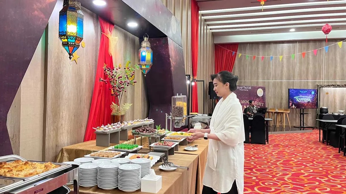 Nikmati Menu Autentik Timur Tengah dan Palembang di Oriental Moonlight Ramadan