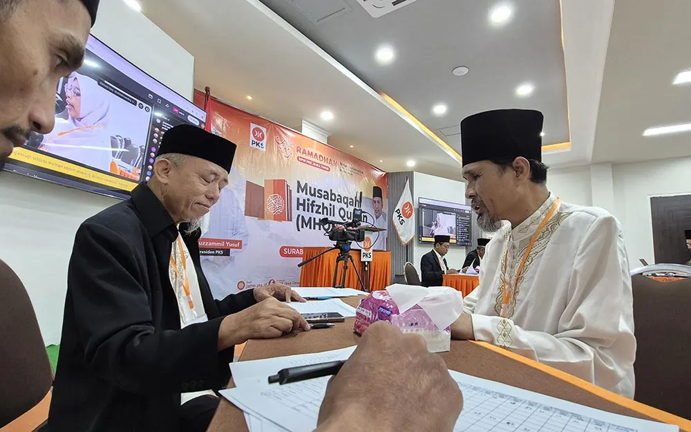 Kisah Inspiratif Harianto, Tunanetra Hafidz 11 Juz di MHQ PKS Jatim