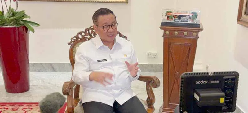 Gubernur Pramono: Kebiasaan Kendaraan Pribadi Halangi Keberhasilan Transportasi Umum
