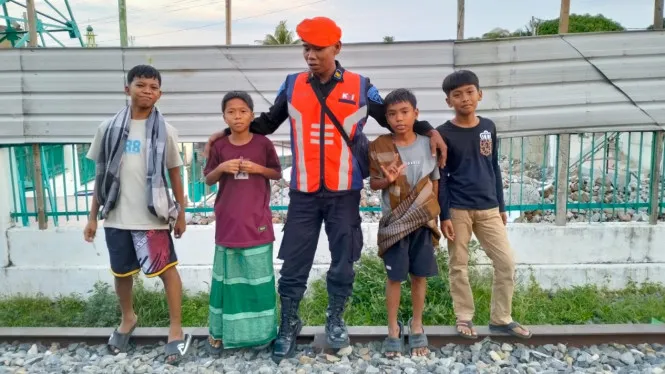 KAI Sumut Serukan Keselamatan di Jalur Kereta Api dan Larangan Aktivitas di Sekitarnya