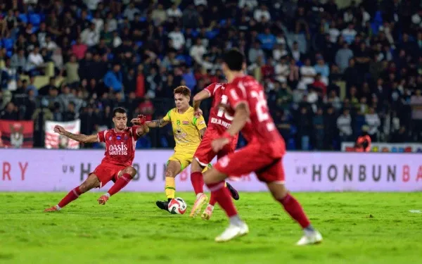 Persebaya Kembali Kandas, Takluk 1-3 dari Persijap
