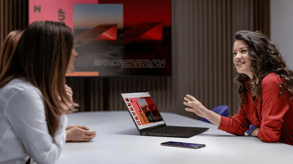 Lenovo Luncurkan Portofolio AI untuk Tingkatkan Produktivitas Bisnis Modern