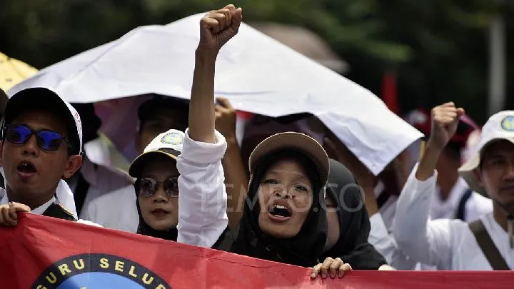 CALS Ikut Berperan dalam Uji Materiil UU Guru dan Dosen di MK