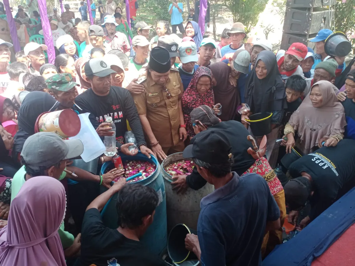 Ritual Sedekah Bumi di Desa Rangimulya: Penghormatan Terhadap Alam dan Budaya