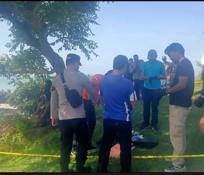 Pria Dari Tangerang Ditemukan Tewas Tergantung di Gunung Pedau