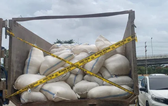 Wanita Balikpapan Jadi Tersangka Distribusi 9,8 Ton Miras Cap Tikus