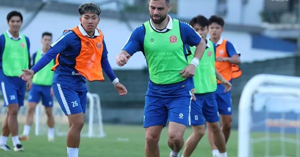 Tim Sepak Bola Vietnam Kembali Berlatih Pasca Libur Tahun Baru Imlek