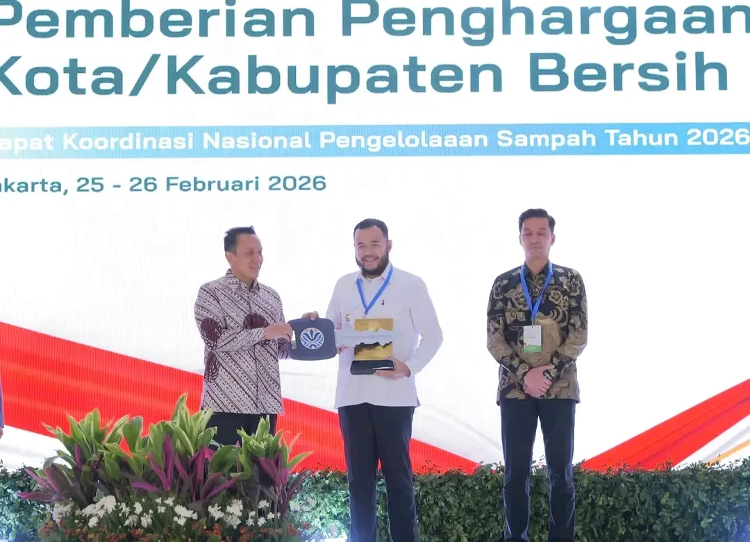 Kota Padang Raih Sertifikat Adipura sebagai Penghargaan Tertinggi Pengelolaan Sampah