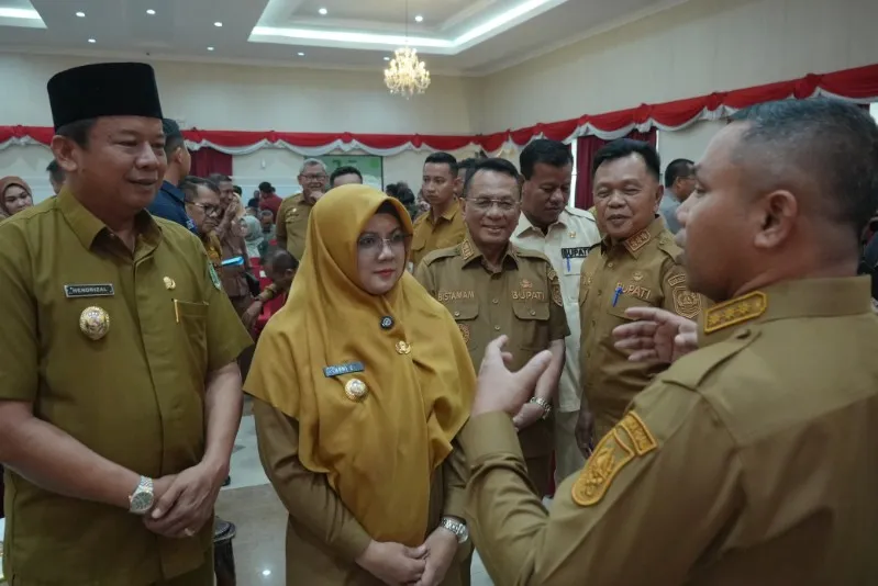 Bupati Siak Ajak Dunia Usaha Perbaiki Jalan dan Lingkungan Sosial
