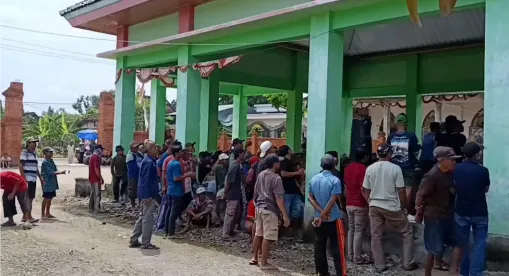 Warga Bandungrejo Tuntut Pemilihan Kepala Desa Reguler