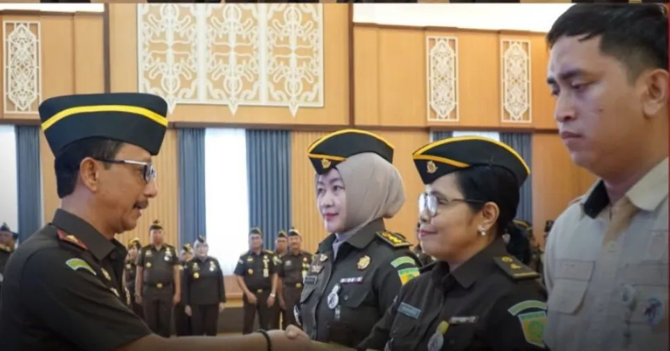 Kejati Kalteng Apresiasi Pegawai Unggul untuk Tingkatkan Profesionalisme