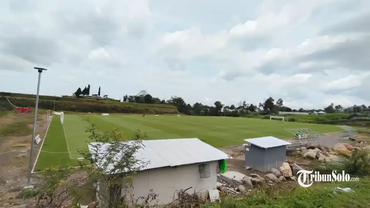 Lapangan Sepak Bola Baru di Desa Karang Diresmikan dengan Anggaran Rp1,6 Miliar