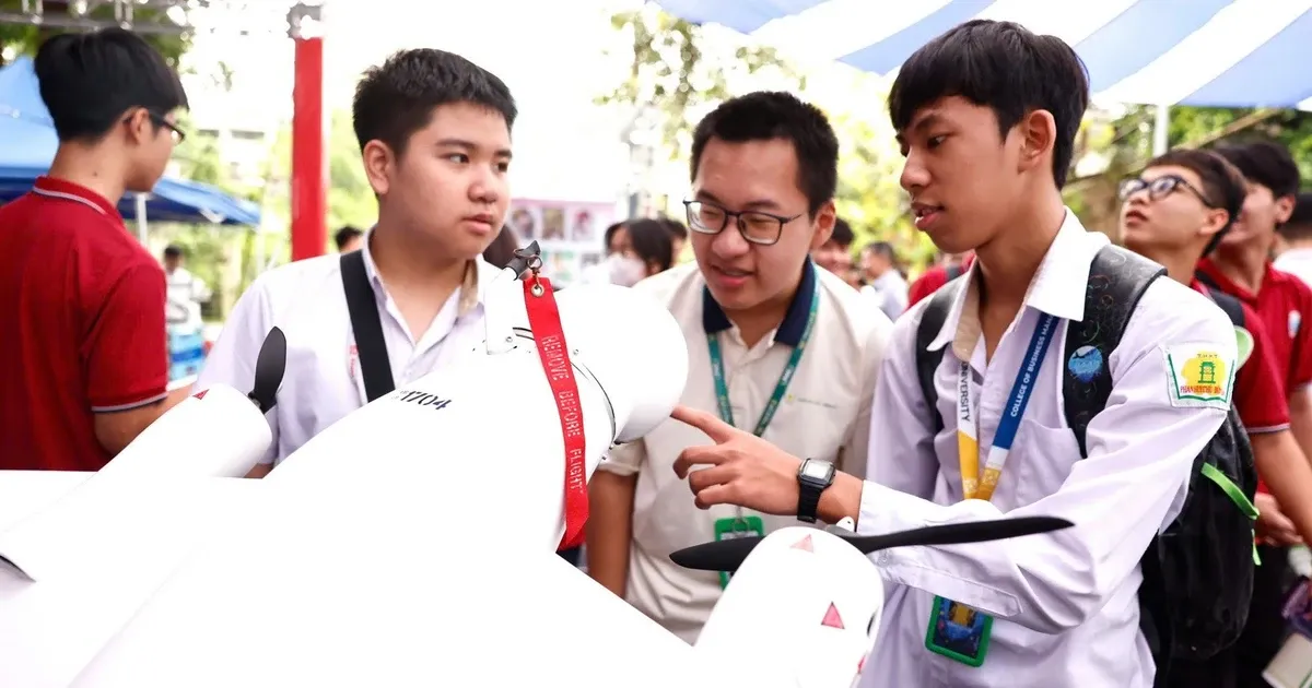 Universitas Nasional Hanoi: Pusat Inovasi dan Transformasi Pengetahuan untuk Pembangunan Nasional