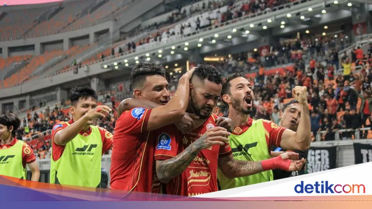 Persija Samakan Poin dengan Persib di Puncak Klasemen Super League