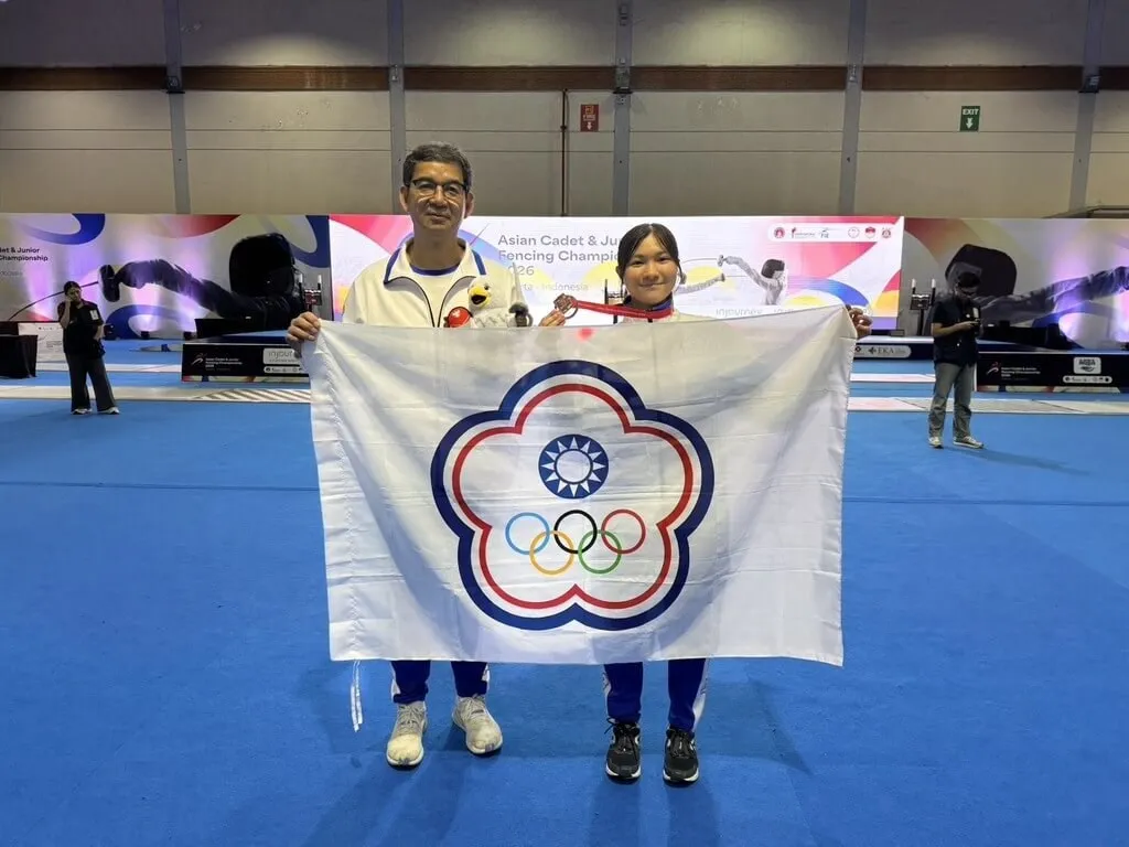 Atlet Taiwan Hung Li-hsiang Raih Perunggu di Kejuaraan Anggar Junior Asia