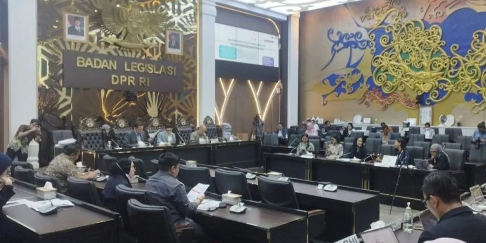 RUU PPRT Wajibkan BPJS untuk Perlindungan Pekerja Rumah Tangga
