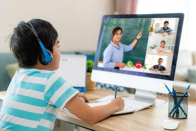Peran Teknologi Informasi dalam Meningkatkan Kualitas Pendidikan di Era Digital