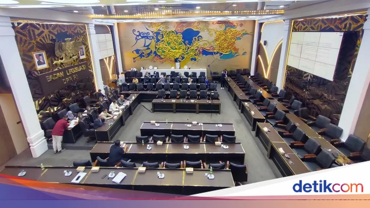 Baleg DPR Selesaikan Harmonisasi RUU Hak Cipta, Termasuk Dana Abadi Royalti