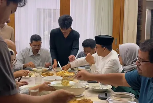 Anies Baswedan Rayakan Ramadan dengan Bukber Bersama Keluarga