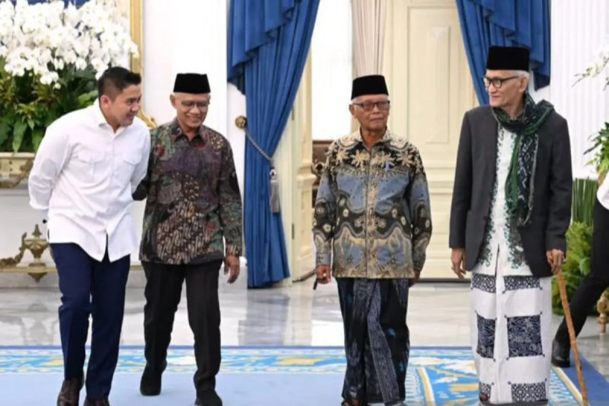 Seskab Teddy Indra Wijaya Jalankan Peran Mediator Kebijakan Presiden
