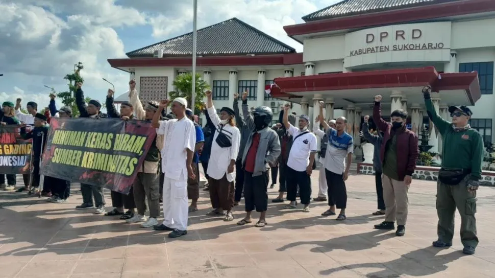 Forum Warga Kecamatan Grogol Desak Pencabutan Izin Holywings di Sukoharjo