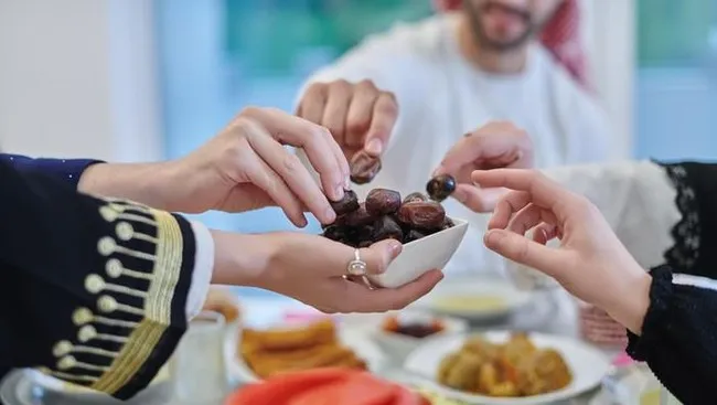Jadwal Berbuka Puasa dan Sunah di Jabodetabek 21 Februari