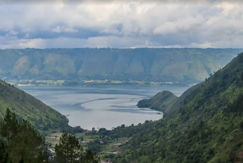 Penurunan Muka Air Danau Toba Mengancam Sektor Perikanan Budidaya