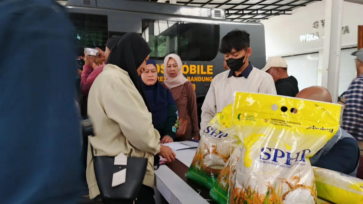 Polrestabes Bandung Gelar Pangan Murah dengan 17 Komoditas