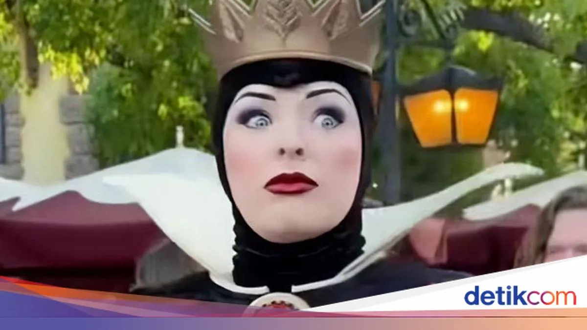 Sabrina Von B. Cerita Alasan Pemecatan Sebagai Evil Queen di Disneyland