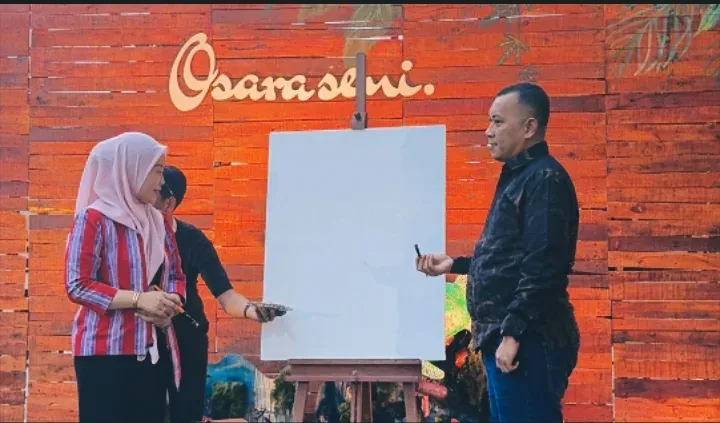 Kreativitas Berkelanjutan di Kendari: Barang Tak Terpakai Menjadi Karya Seni