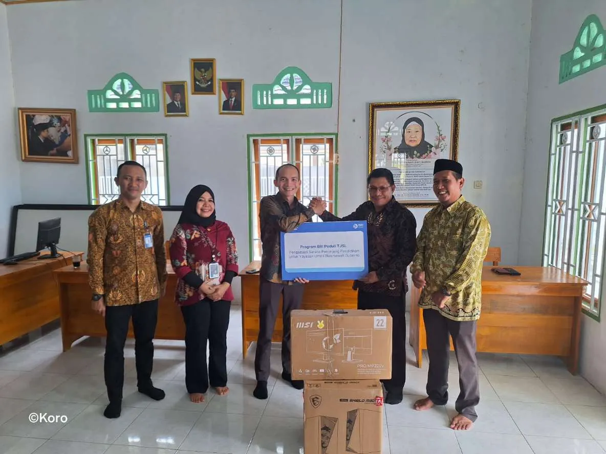 BRI Kanca Manna Salurkan Fasilitas Pendidikan di Palak Siring