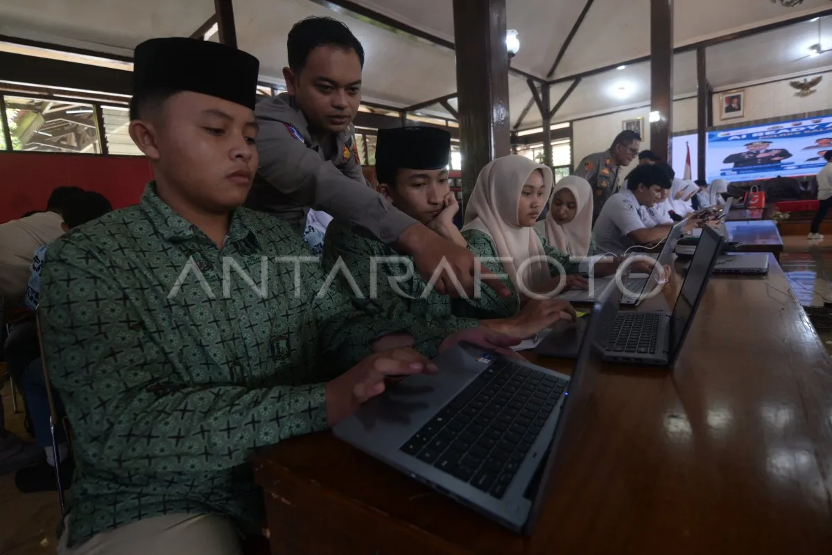 Polres Salatiga Perkenalkan Kecerdasan Buatan kepada Siswa SMA