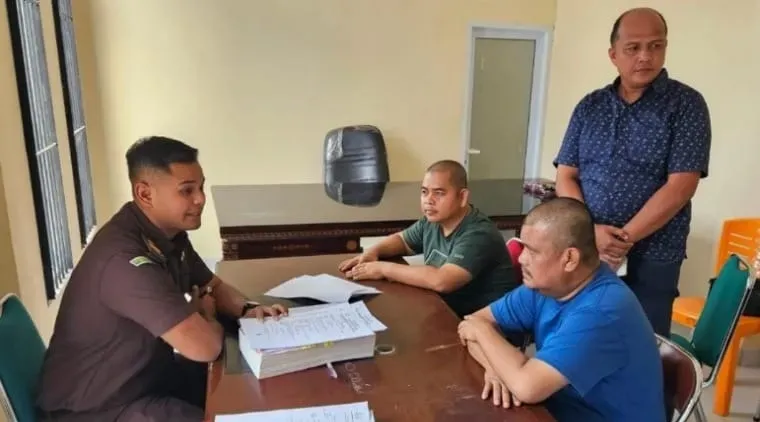 Dua Pejabat Desa Kampar Ditahan Terkait Pemalsuan Surat Tanah